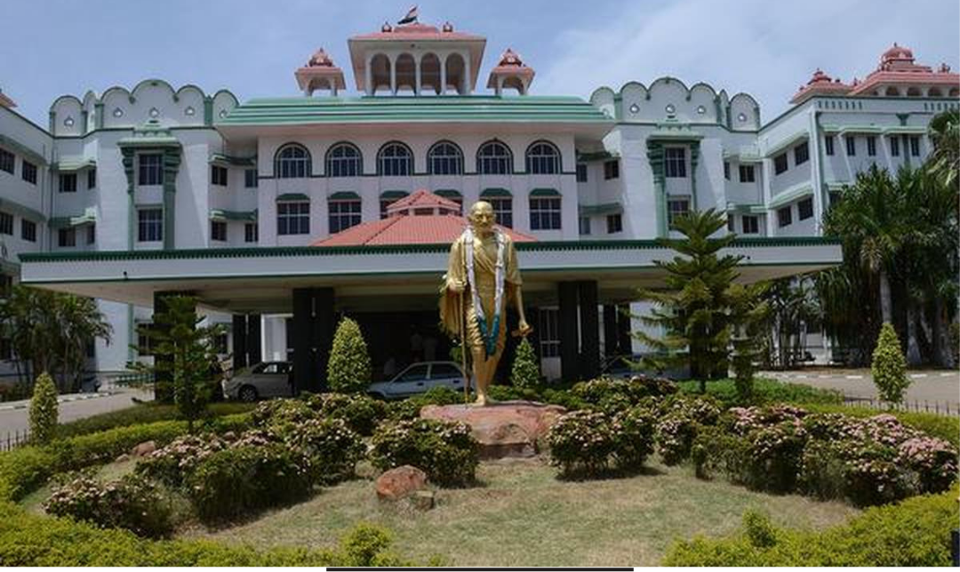 அரசு பள்ளி காலி நிலத்தை கல்வி நோக்கத்திற்கு மட்டுமே பயன்படுத்த வேண்டும் என உத்தரவிட்ட உயர்நீதிமன்ற மதுரைக் கிளை