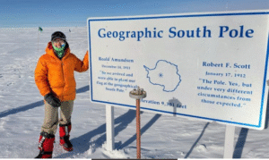 தென் துருவத்தை அடைந்து சாதனை படைத்த இந்திய இளம் மலையேற்ற வீராங்கனை காம்யா கார்த்திகேயன்