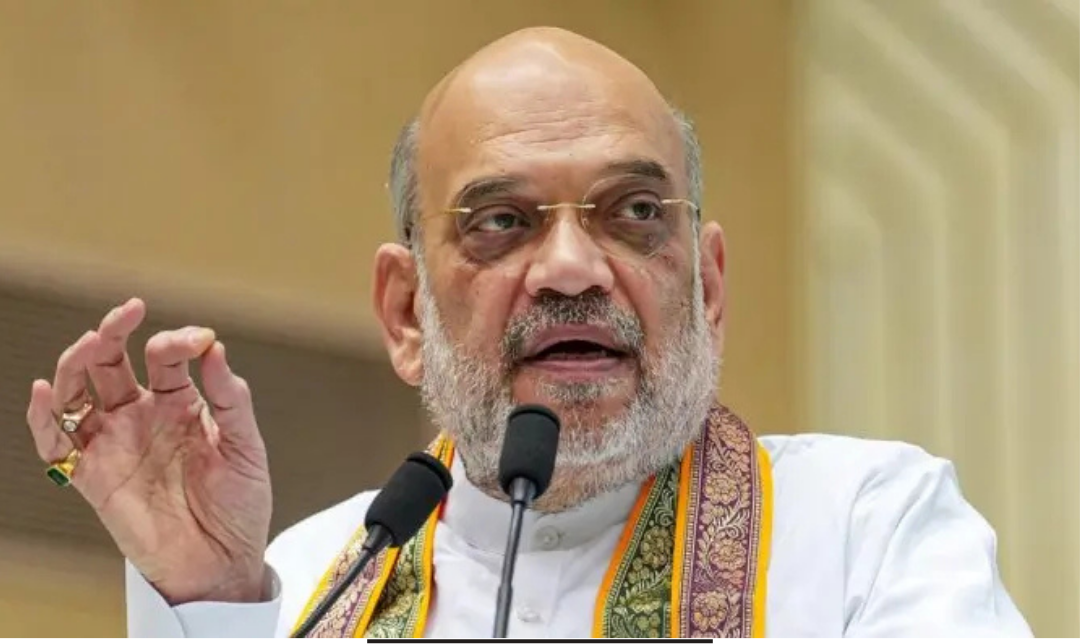 கோல்கட்டாவில் செய்தியாளர்களிடம் பேசிய மத்திய உள்துறை அமைச்சர் அமித் ஷா