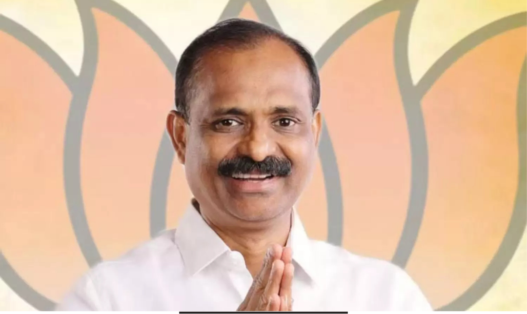 திருவனந்தபுரம் மாநகராட்சி மேயராக வி.வி. ராஜேஷ் பதவியேற்ற பின் செய்தியாளர்களிடம் பேசிய காட்சி