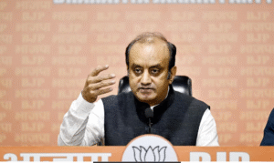 சாம் பிட்ரோடா கருத்துகள் குறித்து டெல்லியில் செய்தியாளர்களிடம் பேசிய பாஜக தேசிய செய்தித் தொடர்பாளர் சுதான்ஷு திரிவேதி