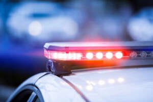 கனடாவின் வான்கூர் நகரில் காருக்குள் சுட்டுக் கொல்லப்பட்ட இந்திய இளைஞர் சிராஜ் அந்தில் சம்பவம் தொடர்பாக போலீஸ் விசாரணை நடைபெறும் காட்சி