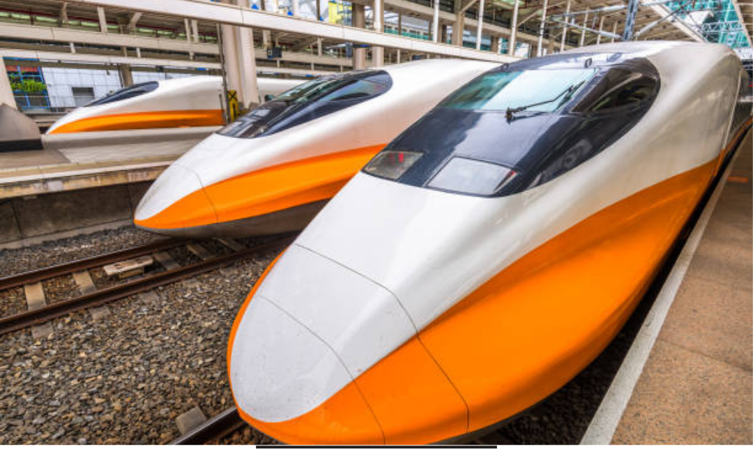 மும்பை–ஆமதாபாத் புல்லட் ரயில் திட்டம் தொடர்பாக தகவல் வெளியிட்ட ரயில்வே அமைச்சர் அஸ்வினி வைஷ்ணவ்