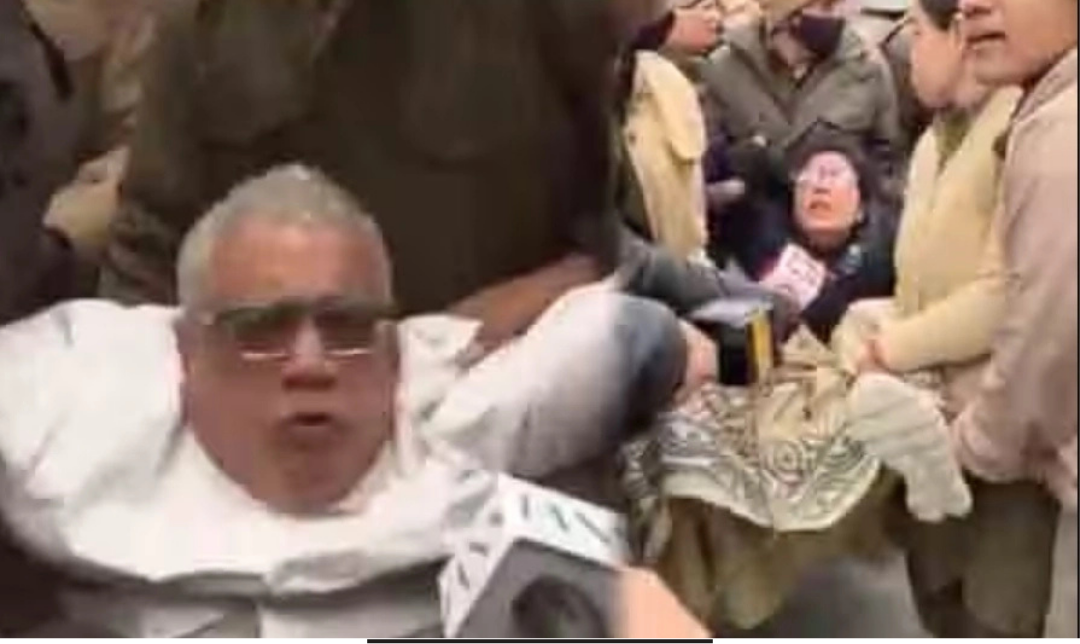 அமித் ஷா வீட்டு முன்பு போராட்டத்தில் ஈடுபட்ட திரிணமுல் காங்கிரஸ் எம்பிக்கள் கைது