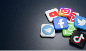 16 வயதுக்கு உட்பட்ட சிறுவர்களின் சமூக ஊடக பயன்பாட்டை கட்டுப்படுத்துவது குறித்து கோவா அரசு ஆலோசனை நடத்தும் காட்சி