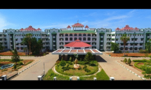 “திருப்பரங்குன்றம் மலை தர்கா தொடர்பான வழக்கை விசாரித்த உயர்நீதிமன்ற மதுரை கிளை”