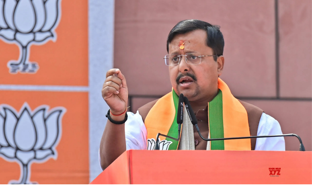 பாஜ தேசியத் தலைவர் பொறுப்பு ஏற்ற நிகழ்ச்சியில் உரையாற்றும் நிதின் நபின்