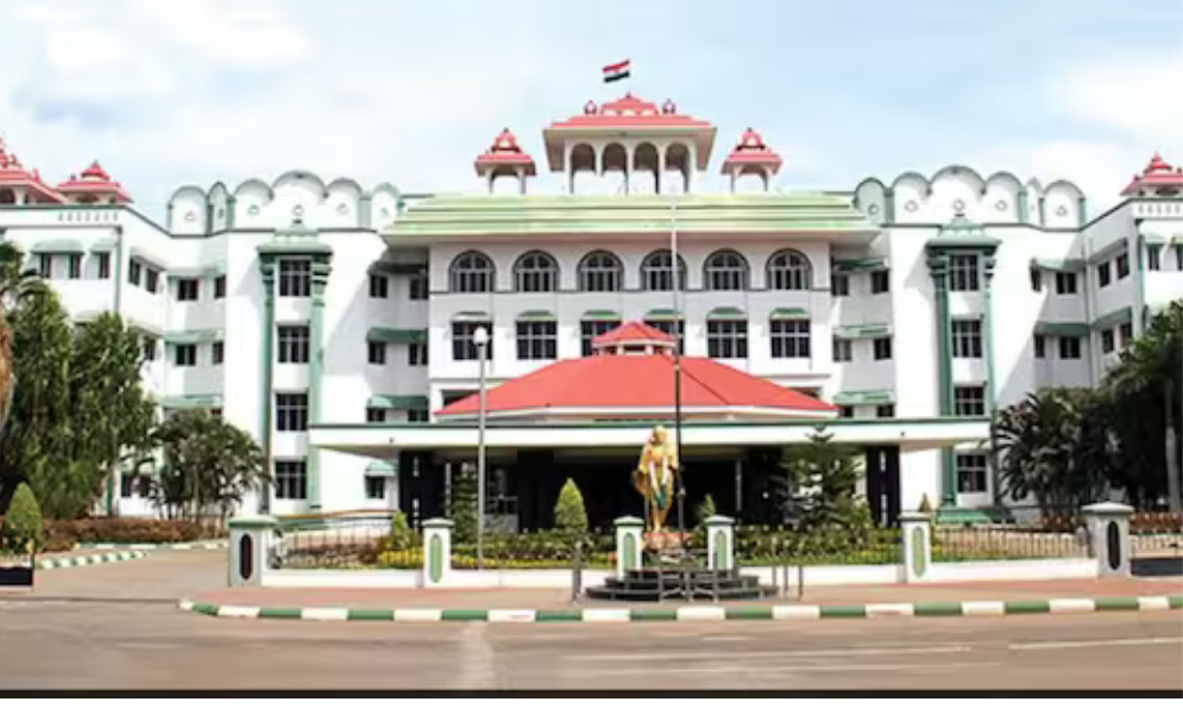 சனாதன ஒழிப்பு பேச்சு தொடர்பான வழக்கில் தீர்ப்பு வழங்கிய உயர்நீதிமன்ற மதுரை கிளை