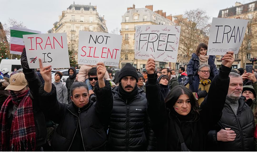 ஈரானில் போராட்டக்காரர்களுக்கு ஆதரவாக அறிக்கை வெளியிட்ட ஐரோப்பிய பார்லிமென்ட் தலைவர் ராபர்ட்டா மெட்சோலா