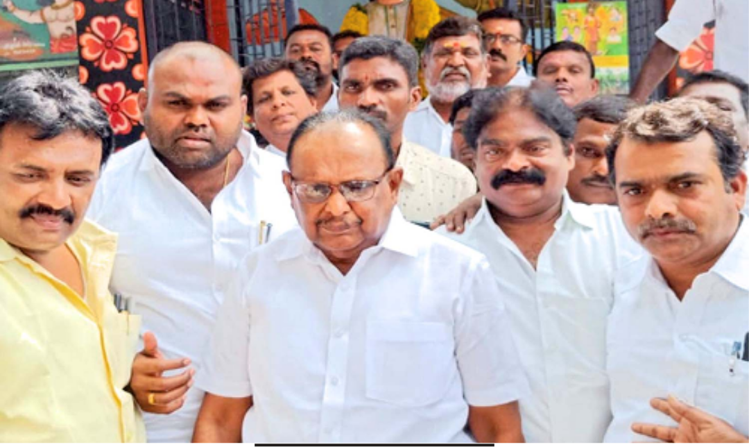 திருப்பரங்குன்றம் விவகாரத்தில் செய்தியாளர்களிடம் விளக்கம் அளிக்கும் அமைச்சர் ரகுபதி