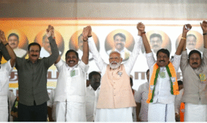 மதுராந்தகத்தில் நடைபெற்ற தேசிய ஜனநாயக கூட்டணி பொதுக்கூட்டத்தில் உரையாற்றும் பிரதமர் நரேந்திர மோடி