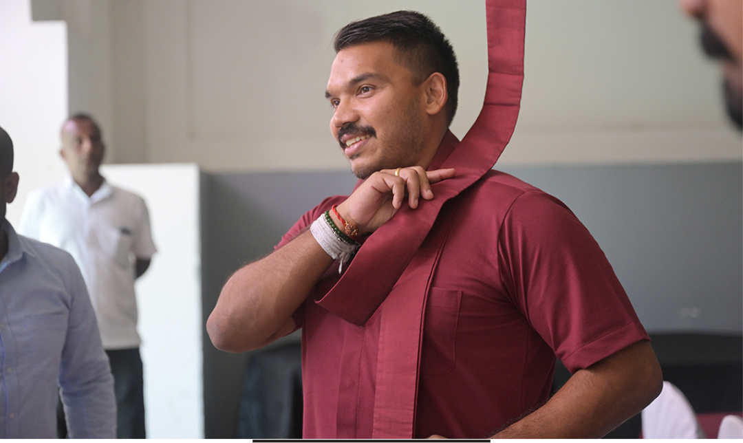 இலங்கை எம்.பி. நமல் ராஜபக்சே இந்தியாவின் பங்கு குறித்து பேசிய காட்சி