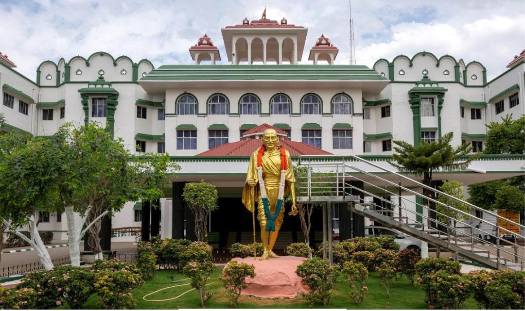 திருப்பரங்குன்றம் தீப வழக்கு தொடர்பாக மதுரை நீதிமன்றத்தில் நடைபெற்ற விசாரணை