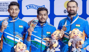 ஆசிய துப்பாக்கிச் சுடுதல் போட்டியில் தங்கம் வென்ற இந்திய வீரர் தோமர் பற்றிய செய்தி.