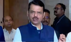 மஹாராஷ்டிராவில் முஸ்லிம்களுக்கான 5 சதவீத இடஒதுக்கீடு ரத்து செய்யப்பட்டதை அறிவிக்கும் செய்தி.