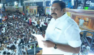 அம்பத்தூரில் நடைபெற்ற பிரசார பொதுக்கூட்டத்தில் உரையாற்றும் அதிமுக பொதுச்செயலாளர் இபிஎஸ்.