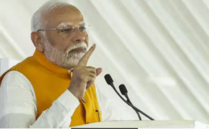 டில்லியில் நடைபெற்ற தொலைக்காட்சி விவாதத்தில் பிரதமர் மோடி பேசும் காட்சி.