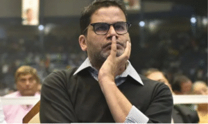 உச்ச நீதிமன்றம் அமர்ந்திருக்கும் போது வழக்கு விசாரணை நடைபெற்ற காட்சி