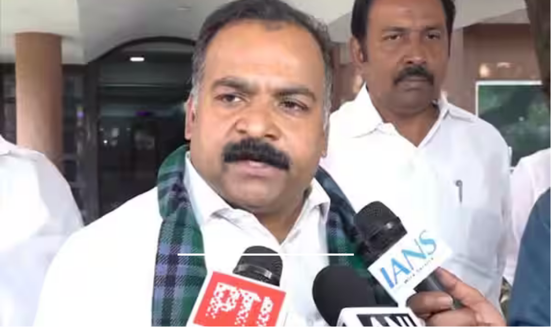 அதிகார பகிர்வு குறித்து மாணிக்கம் தாகூர் வெளியிட்ட பதிவு தொடர்பான செய்தி.