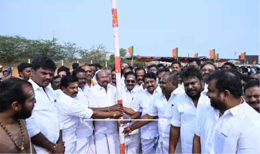 மதுரையில் நிருபர்கள் சந்திப்பில் பேசிய தமிழக பா.ஜ. தலைவர் நயினார் நாகேந்திரன்.