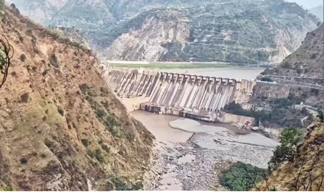 செனாப் ஆற்றில் நீர்மின் திட்ட பணிகளை விரைவாக்கும் இந்திய நிகழ்ச்சி மற்றும் சுற்றுச்சூழல்.