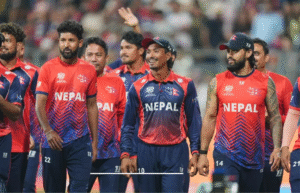 வான்கடே மைதானத்தில் அதிரடியாக ஷாட் விளாசும் தீபேந்திர சிங் ஐரி.