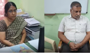 “கோவை வணிகவரித்துறை உதவி கமிஷனர் மகேஸ்வரி மற்றும் அவரது கணவரை லஞ்சம் வாங்கியதாக DVAC அதிகாரிகள் கைது செய்தது.”