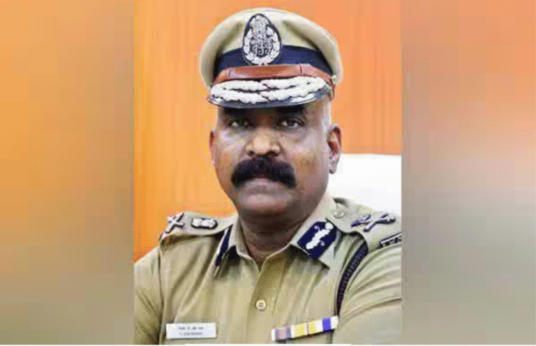 தமிழக போலீஸ் தலைமையகம் மற்றும் ஐபிஎஸ் அதிகாரிகள் கூட்டம் காட்சி.