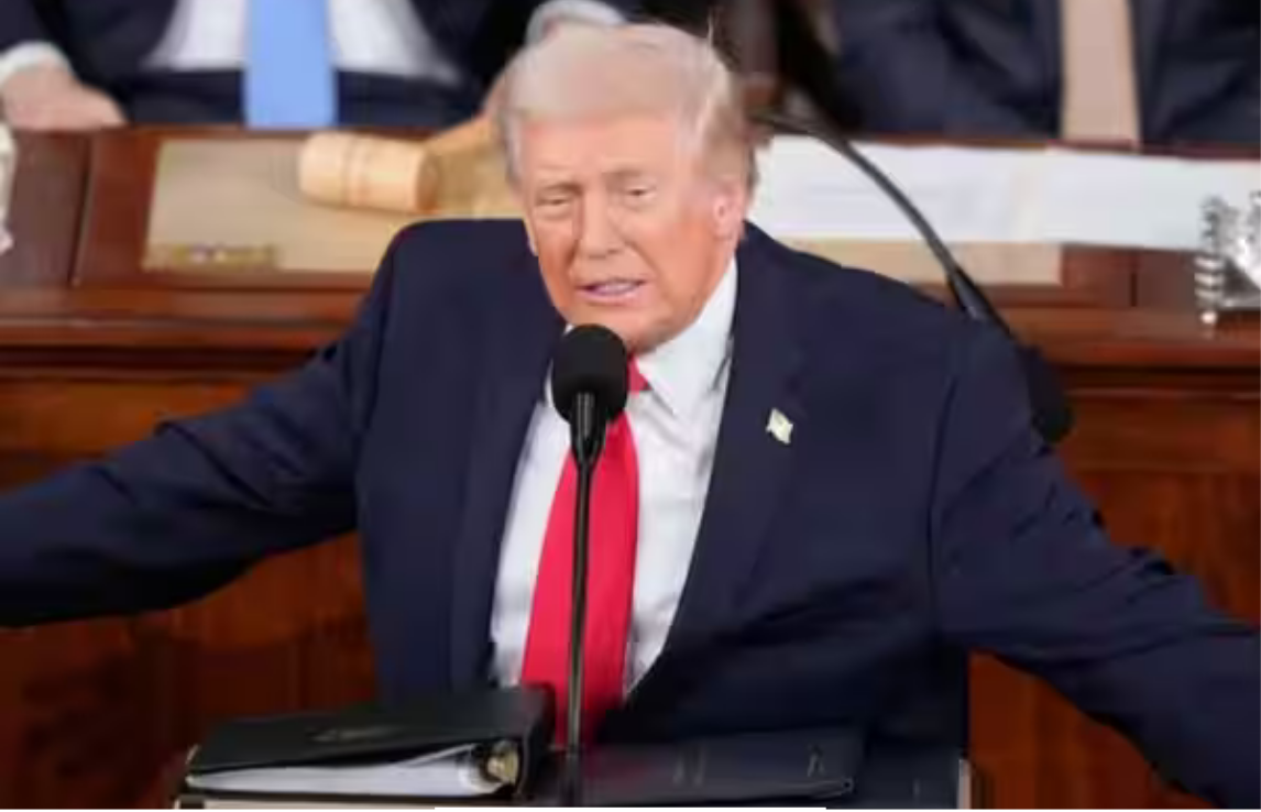 ஈரான் குறித்து அறிக்கை வெளியிடும் அமெரிக்க அதிபர் டொனால்ட் டிரம்ப்.