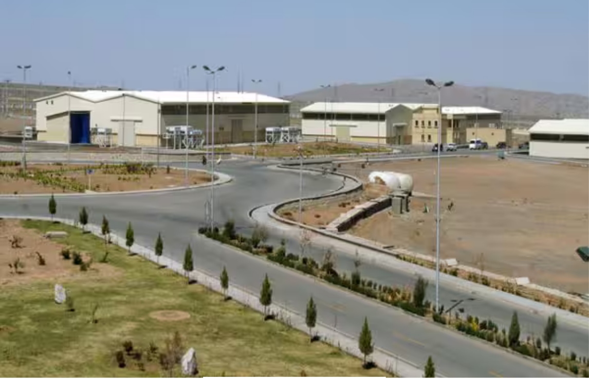 ஈரானில் அமைந்துள்ள நடான்ஸ் அணுசக்தி நிலையம்.