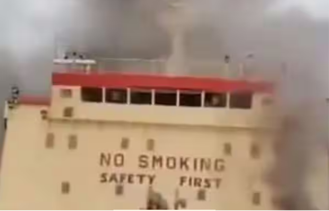 போர் பதற்றத்தால் துபாயில் இருந்து மீட்கப்பட்டு சென்னை வந்த இந்தியர்கள்.