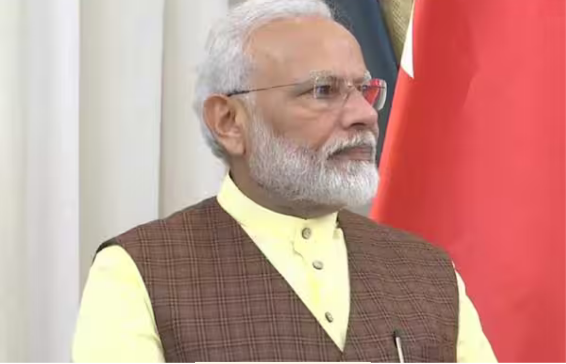 வளைகுடா நாடுகள் தொடர்பாக ஓமன் மற்றும் குவைத் தலைவர்களுடன் உரையாடிய பிரதமர் மோடி.