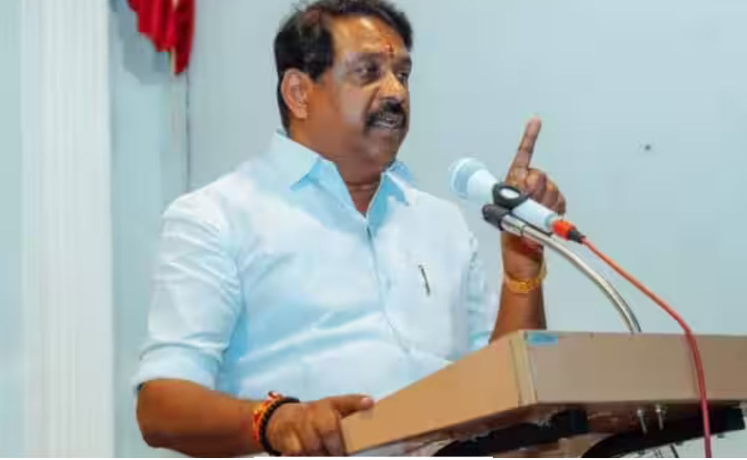 கர்ப்பிணி பெண் உயிரிழந்த விபத்து குறித்து திமுக மீது விமர்சனம் செய்த பாஜ தலைவர் நயினார் நாகேந்திரன்.