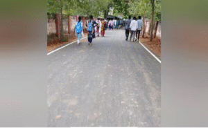 திருப்பூர் மாவட்டம் உடுமலை பகுதியில் ஒரே சாலைக்கு இரண்டு முறை நிதி ஒதுக்கீடு செய்யப்பட்டதாக எழுந்த சர்ச்சை.