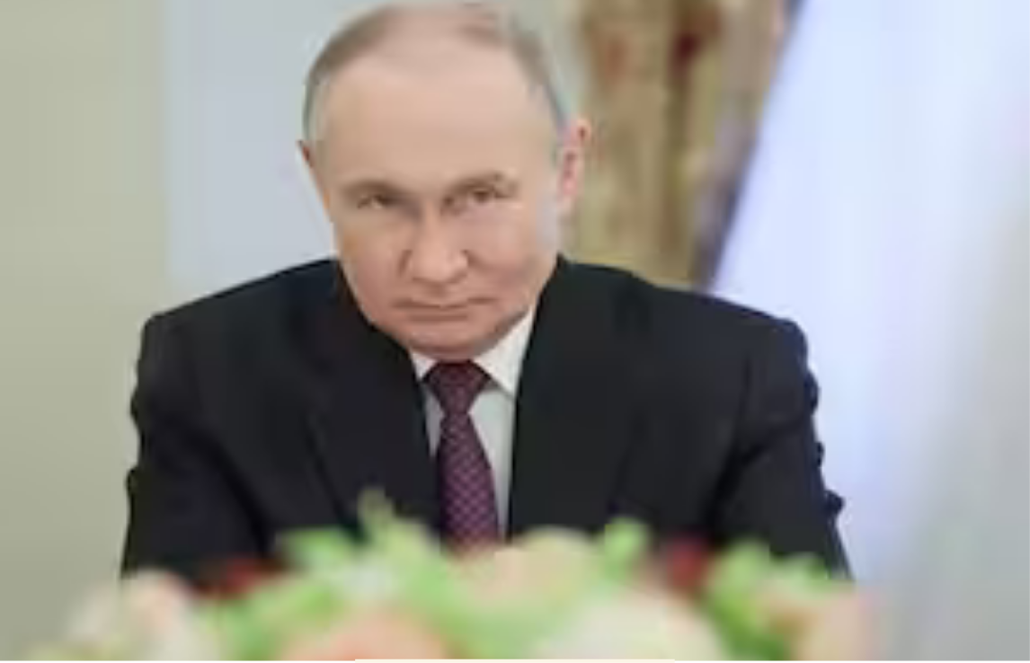 ஈரானின் புதிய ஆட்சியாளருக்கு வாழ்த்து தெரிவித்த ரஷ்ய அதிபர் விளாதிமிர் புடின்.