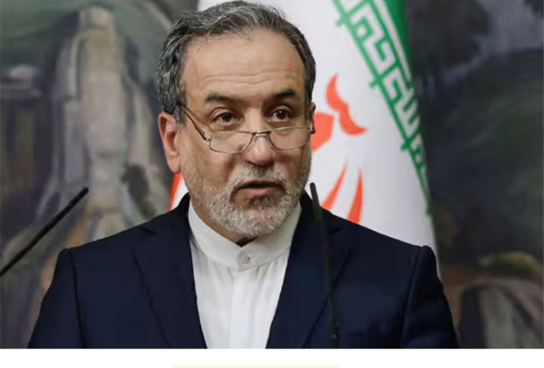 அமெரிக்காவுடன் பேச்சுவார்த்தை நடத்த மாட்டோம் என கூறிய ஈரான் வெளியுறவு அமைச்சர் அப்பாஸ் அராக்ஷி தொடர்பான செய்தி.