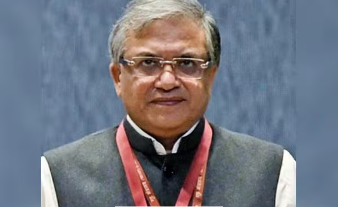 தலைமை தேர்தல் கமிஷனர் ஞானேஷ் குமாரை பதவி நீக்க கோரி ‘இண்டி’ கூட்டணி எம்.பி.க்கள் கையெழுத்திட்ட தீர்மான நோட்டீஸ்.