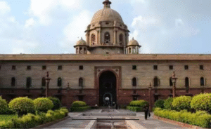 மத்திய ஆயுதப்படை அதிகாரிகள் அணிவகுப்பு மற்றும் உயர் அதிகாரிகள் கூட்டம் நடைபெறும் காட்சி