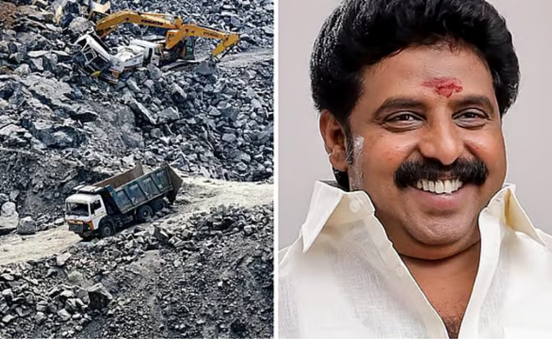 நத்தம் அருகே கல்குவாரியில் கண்டெடுக்கப்பட்ட இளைஞர் உடல் – சம்பவ இடத்தில் விசாரணை நடத்தும் போலீசார்