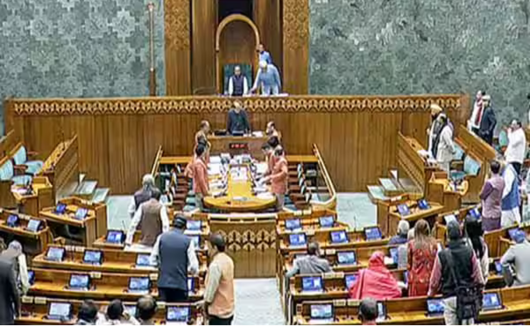 லோக்சபாவில் FCRA திருத்த மசோதா விவாதம் மற்றும் நிறைவேற்றம் காட்சி