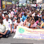 கோரிக்கைகளை வலியுறுத்தி தமிழகம் முழுவதும் போராட்டத்தில் ஈடுபட்டுள்ள வருவாய் துறை அலுவலர்கள்.