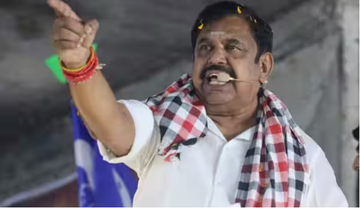 விழுப்புரம் பிரசார கூட்டத்தில் முதல்வர் ஸ்டாலினை விமர்சித்து பேசும் இபிஎஸ்