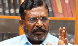 திண்டுக்கல்லில் செய்தியாளர்களிடம் பேசும் திருமாவளவன்