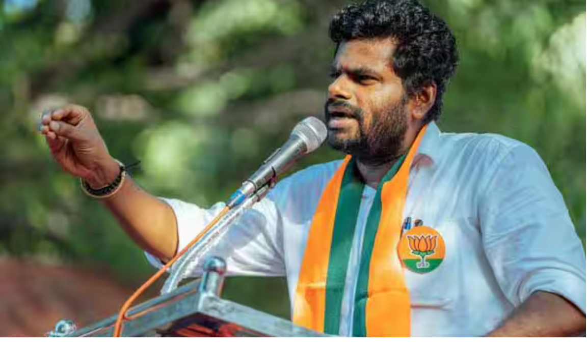 ஊட்டியில் நிருபர்களிடம் பேசி கொண்டிருக்கும் அண்ணாமலை