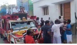 காயல்பட்டினத்தில் அமைச்சர் பிரசாரத்திற்கு எதிர்ப்பு தெரிவிக்கும் பெண்கள்