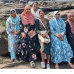 வால்பாறை மலைப்பாதையில் விபத்துக்குள்ளான சுற்றுலா வாகனம் மற்றும் மீட்பு பணிகள்