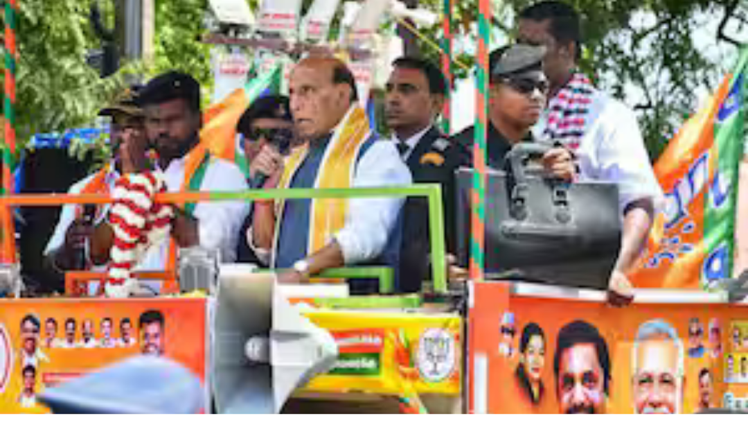 தென்காசியில் தேர்தல் பிரசாரத்தில் உரையாற்றும் ராஜ்நாத் சிங்