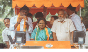 மயிலாப்பூரில் தேர்தல் பிரசாரத்தில் பேசும் அண்ணாமலை மற்றும் ஆதரவாளர்கள் கூட்டம்