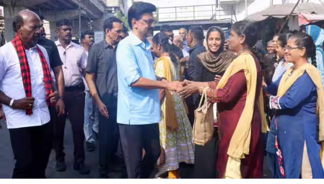 மக்களிடம் உரையாற்றும் முதல்வர் ஸ்டாலின் வீடியோ காட்சி