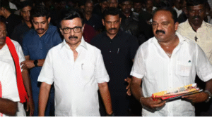 பெரம்பூரில் தேர்தல் பிரசாரத்தில் பேசும் ஸ்டாலின் மற்றும் விஜய் பிரசார காட்சி